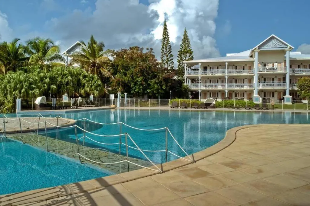 Appartement Le Flamboyant - studio 3* avec piscine proche golf Saint-Francois
